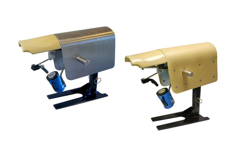 用于半自动采集的公猪公猪精液采集系统