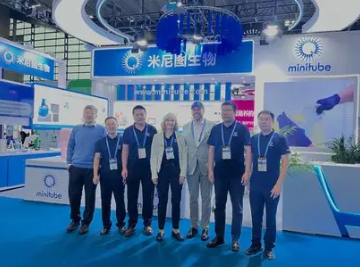  Minitube 在第 14 届世界养猪业博览会上展示创新成果