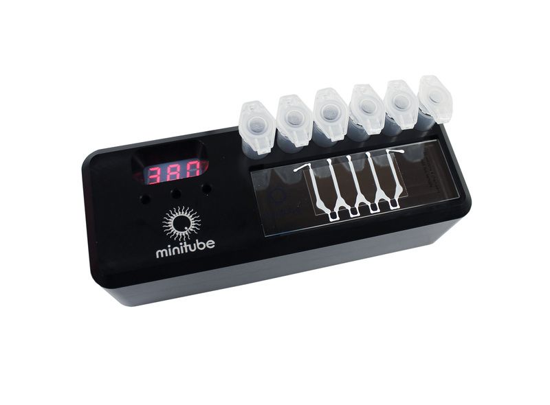 Mobile warming unit for 6 test tubes and 1 slide